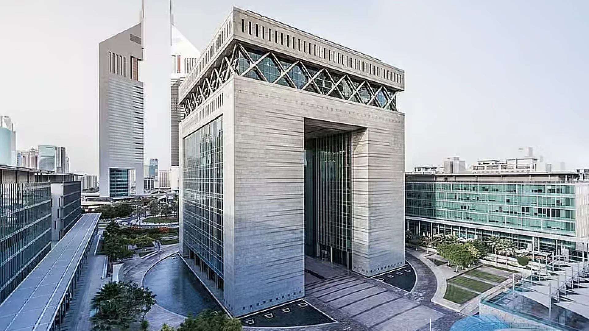 Dubai: Wirtschaft wächst trotz Konflikten | Die Geissens Real Estate | Luxus Immobilien mit Carmen und Robert Geiss – Die Geissens in Dubai